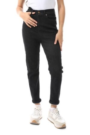 بنطال جينز نسائي كلاسيكي بخمسة جيوب وقصة ضيقة (Skinny Fit)