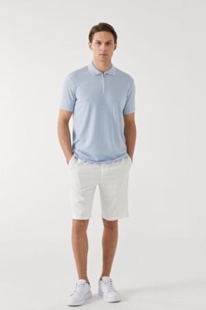 شورت رجالي بقصة ضيقة (Slim Fit) من إل سي وايكيكي